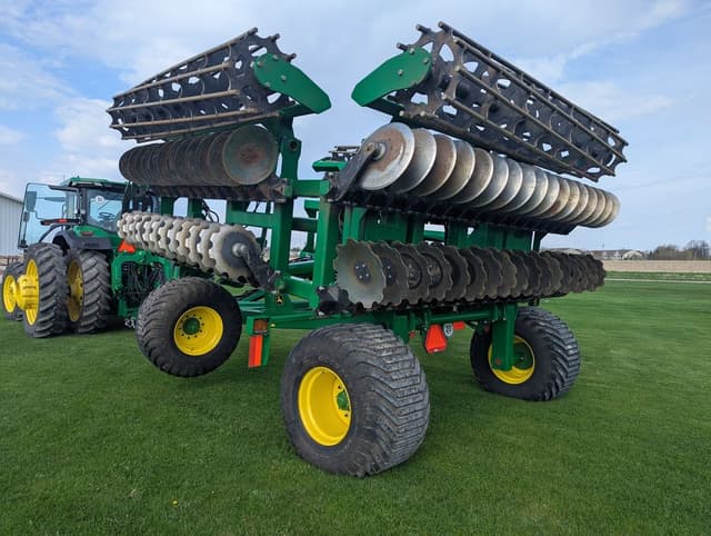 Image of John Deere 2680H equipment image 2