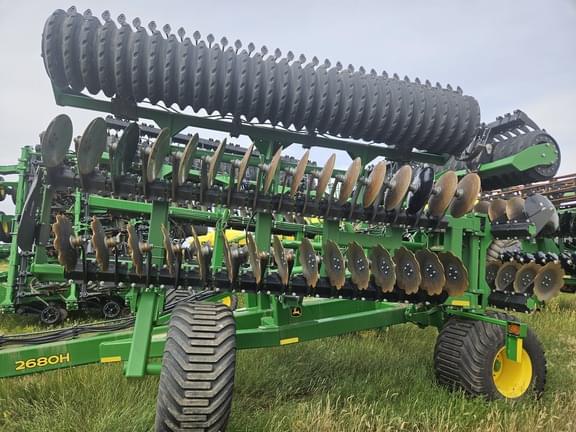 Image of John Deere 2680H equipment image 2