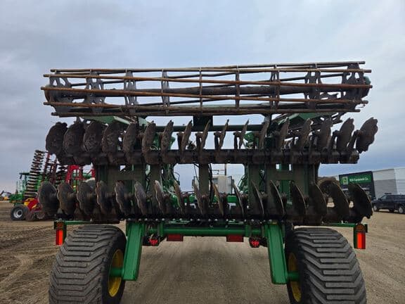 Image of John Deere 2680H equipment image 2