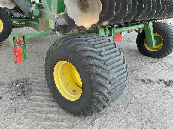 Image of John Deere 2680H equipment image 4