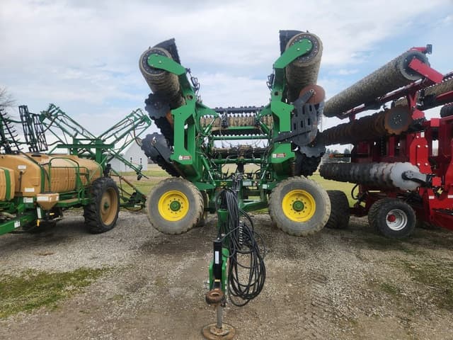 Image of John Deere 2680H equipment image 2