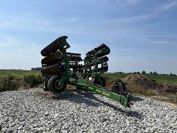 Image of John Deere 2680H equipment image 1