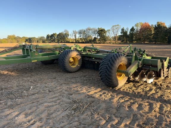 Image of John Deere 2680H equipment image 3