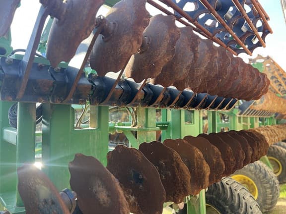 Image of John Deere 2680H equipment image 2