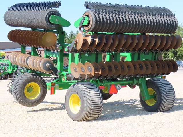 Image of John Deere 2680H equipment image 2