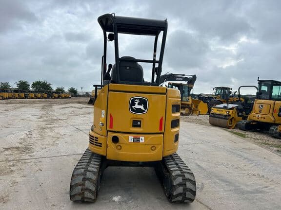 Image of John Deere 26P equipment image 3