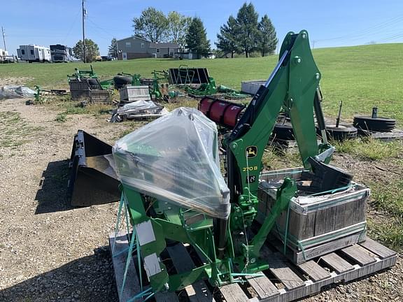 Image of John Deere 270B equipment image 2