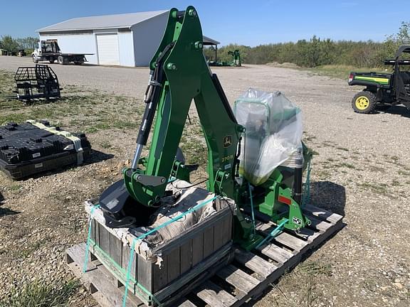 Image of John Deere 270B equipment image 1