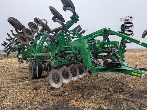 2024 John Deere 2730 Equipment Image0