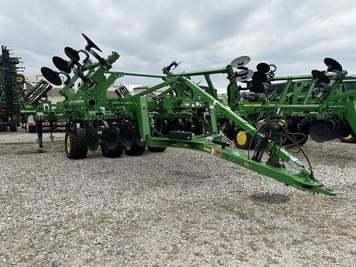 Main image John Deere 2730