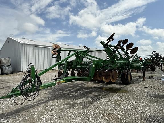 Image of John Deere 2730 Primary image