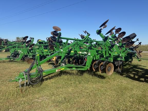 Image of John Deere 2730 Primary image