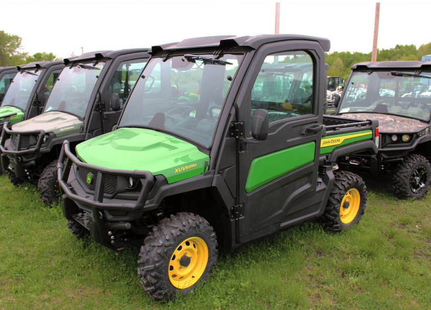 2024 John Deere XUV 835M Equipment Image0