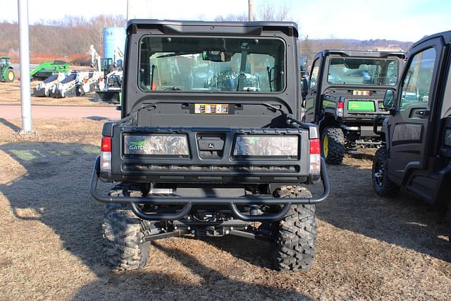 Image of John Deere XUV 835R equipment image 1