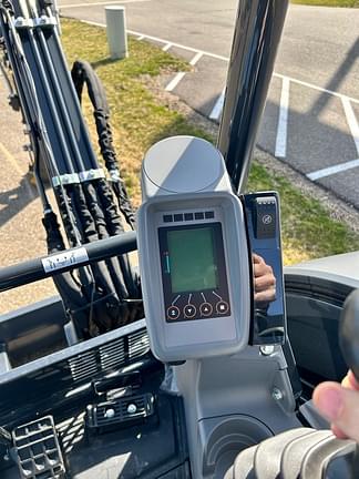 Image of John Deere 30P equipment image 4