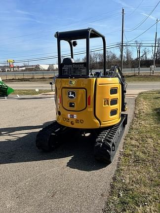 Image of John Deere 30P equipment image 1