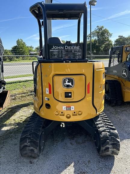 Image of John Deere 30P equipment image 1