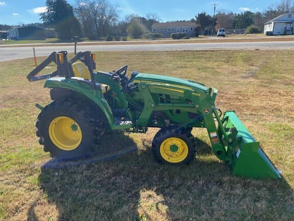Image of John Deere 3025D equipment image 2