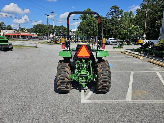 Image of John Deere 3025D equipment image 4