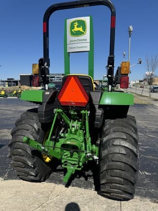 Image of John Deere 3025D equipment image 2