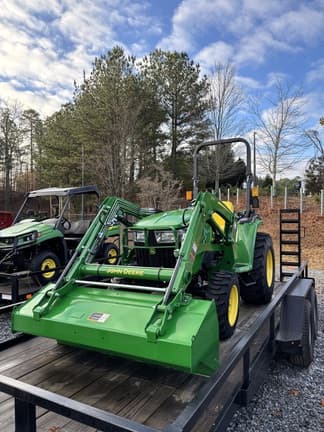Image of John Deere 3025E equipment image 1