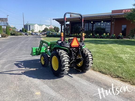 Image of John Deere 3025E equipment image 4