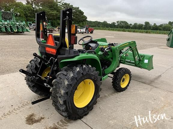 Image of John Deere 3025E equipment image 1