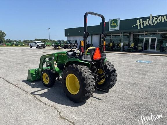 Image of John Deere 3025E equipment image 4