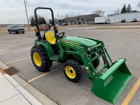 Image of John Deere 3025E equipment image 2