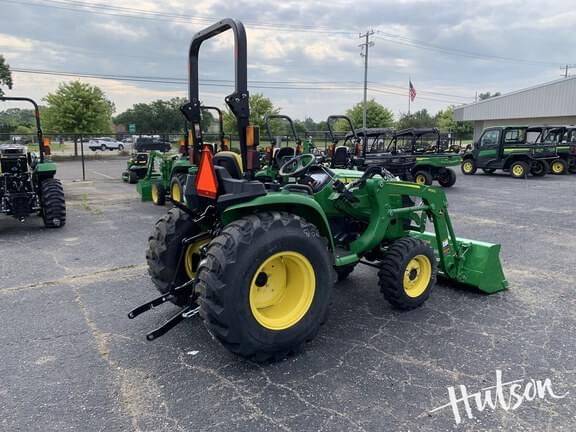 Image of John Deere 3025E equipment image 3