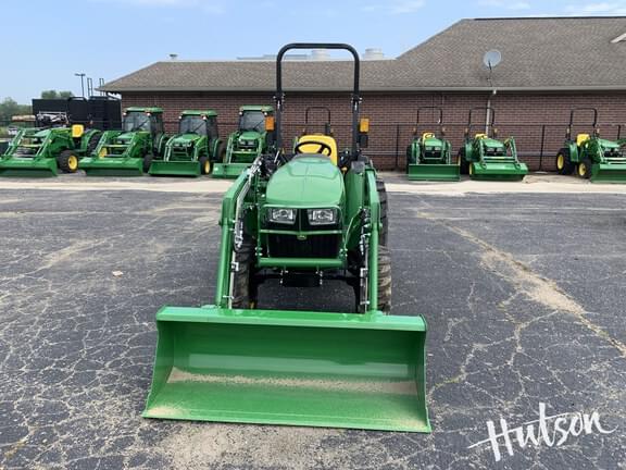 Image of John Deere 3025E equipment image 2