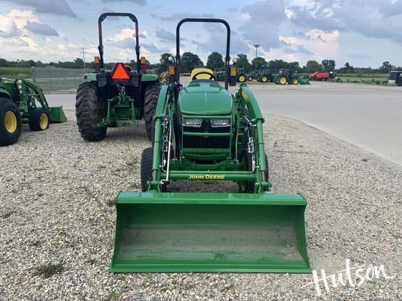 Image of John Deere 3025E equipment image 4