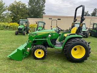 Image of John Deere 3025E equipment image 1