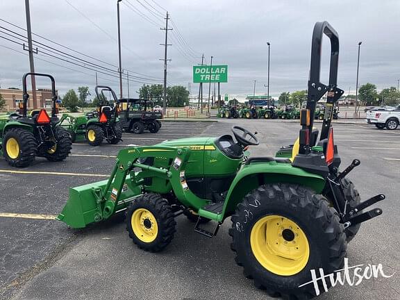Image of John Deere 3025E equipment image 2