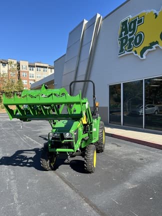 Image of John Deere 3025E equipment image 3