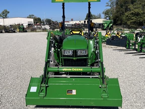 Image of John Deere 3025E equipment image 1