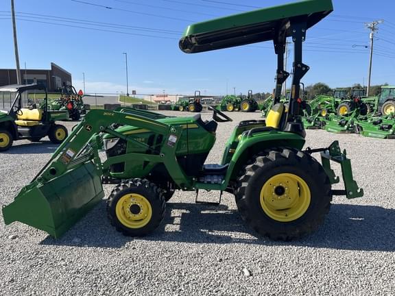 Image of John Deere 3025E equipment image 4