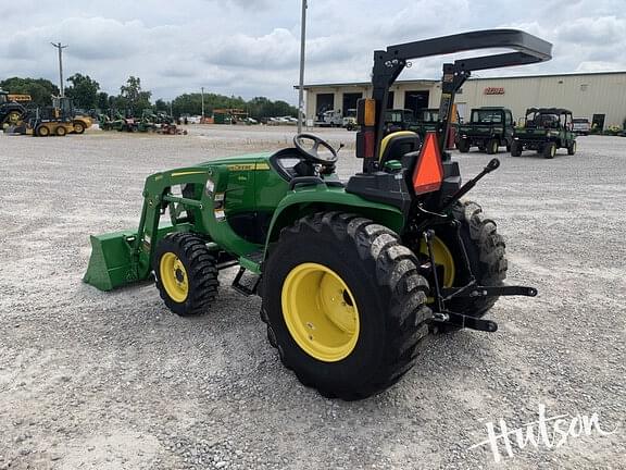 Image of John Deere 3025E equipment image 3