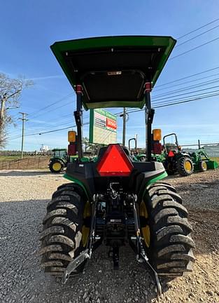 Image of John Deere 3025E equipment image 3