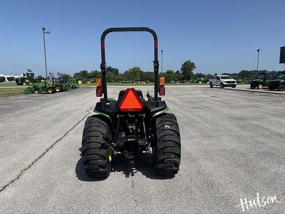 Image of John Deere 3025E equipment image 4
