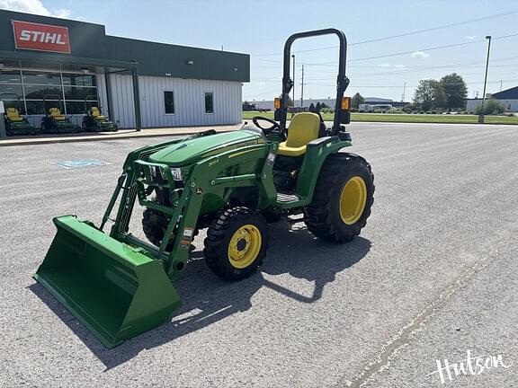 Image of John Deere 3025E equipment image 2