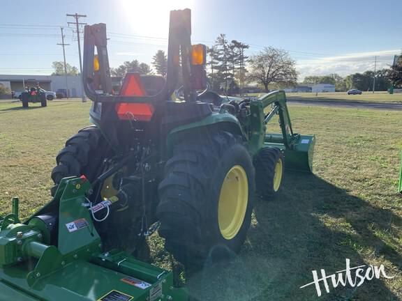 Image of John Deere 3025E equipment image 2