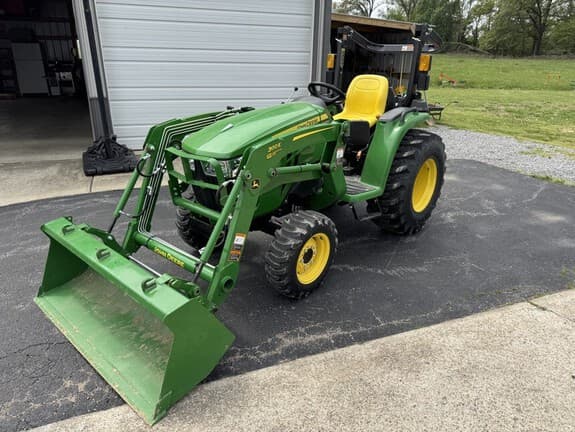Image of John Deere 3025E Primary image
