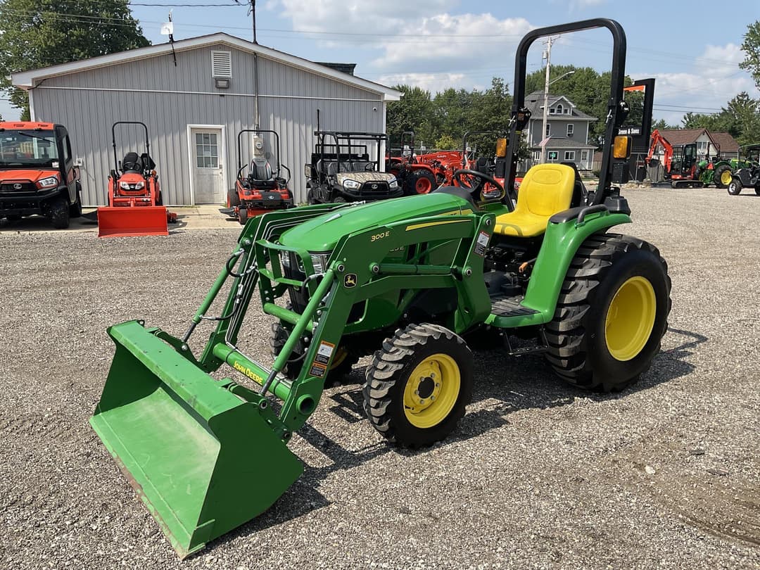 Image of John Deere 3025E Primary image