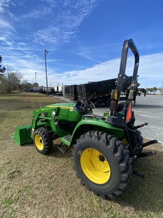 Image of John Deere 3025E equipment image 2