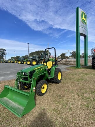 Image of John Deere 3025E equipment image 1