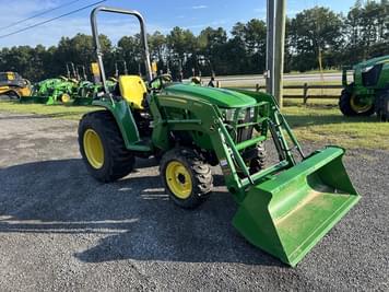 Main image John Deere 3025E