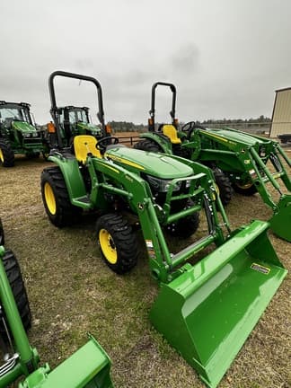 Main image John Deere 3025E