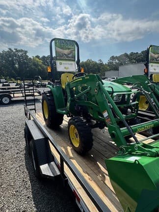 Main image John Deere 3025E