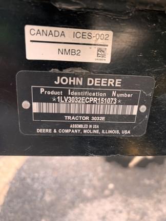 Image of John Deere 3032E equipment image 3